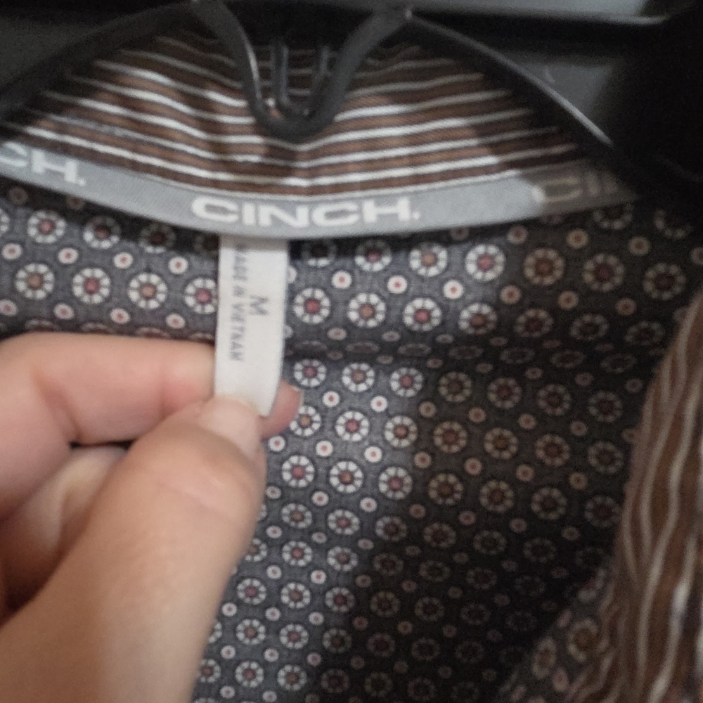 Cinch Women's Dark Patterned Button-Down Shirt - image 2